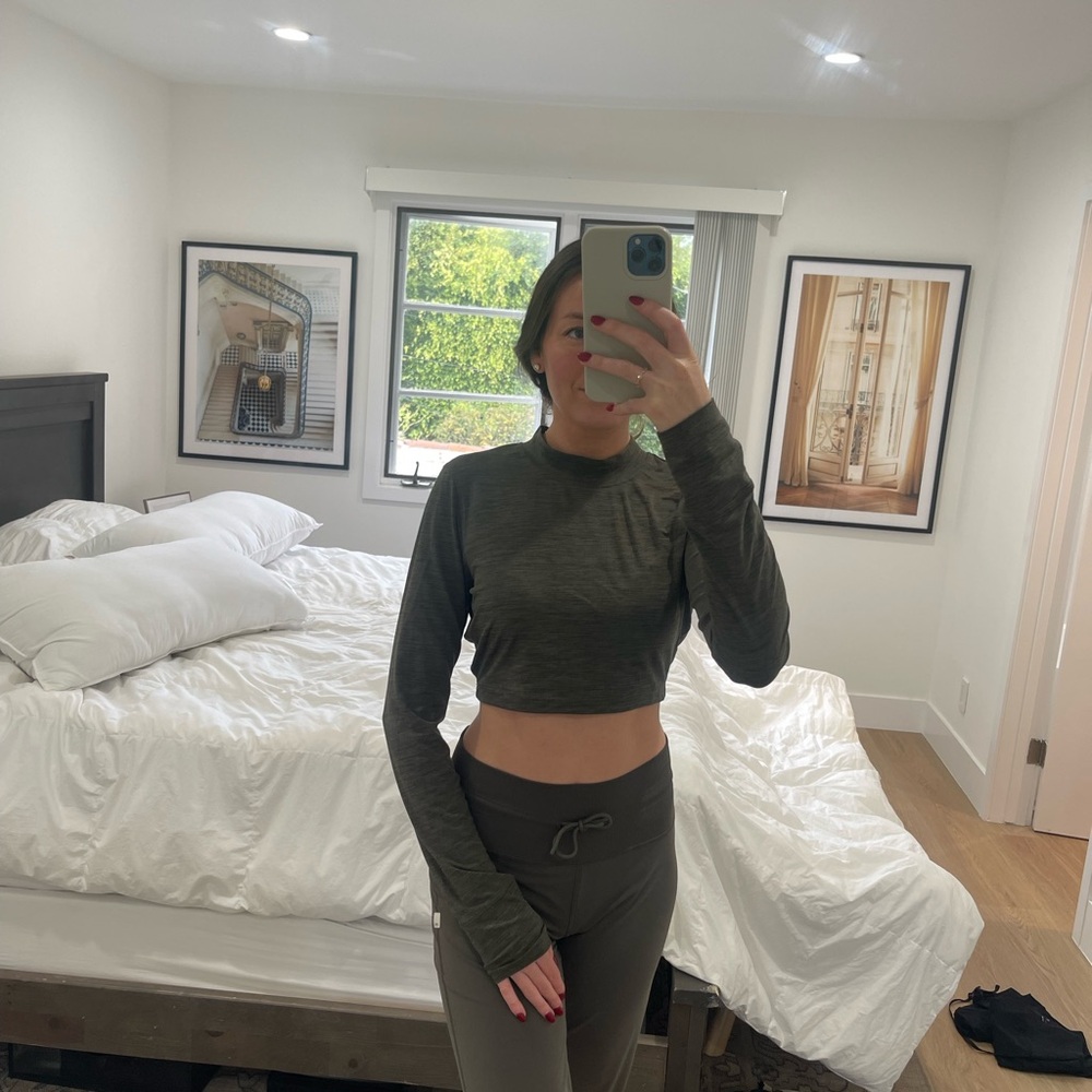 Vuori long sleeve crop, green, size M